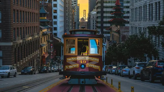 San Francisco: NACH EINBRUCH DER DUNKELHEIT: Cable Car mit App-basierter Tour