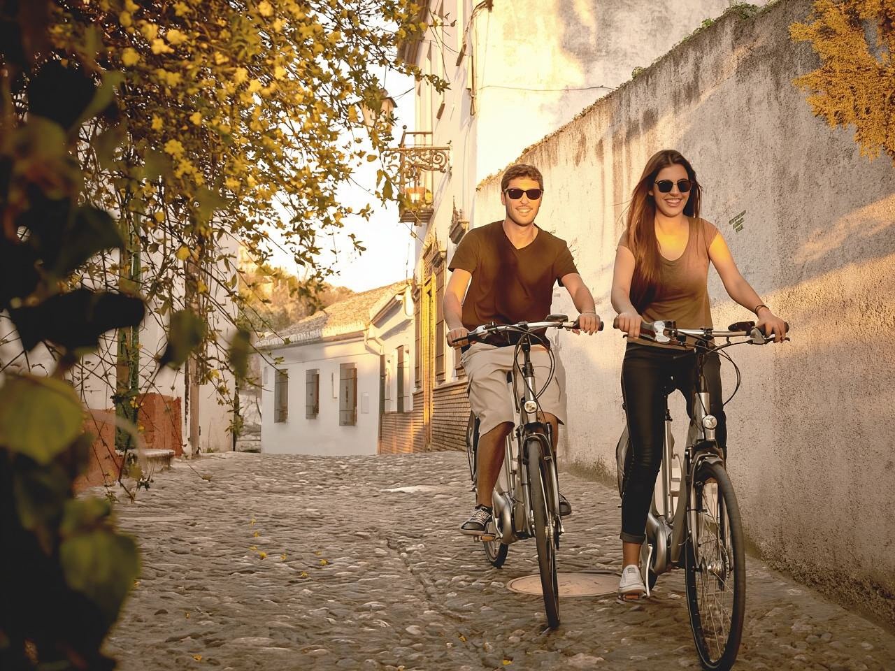 Granada: Tour en bicicleta eléctrica por el Albaicín y el Sacromonte