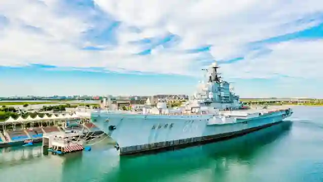 天津泰達航空母艦主題樂園一日遊【私人導覽包車含門票】