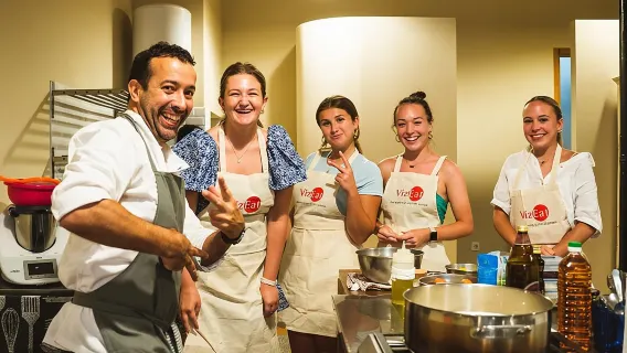 Authentic Portuguese Cooking Class and Dinner in a Lisbon Home