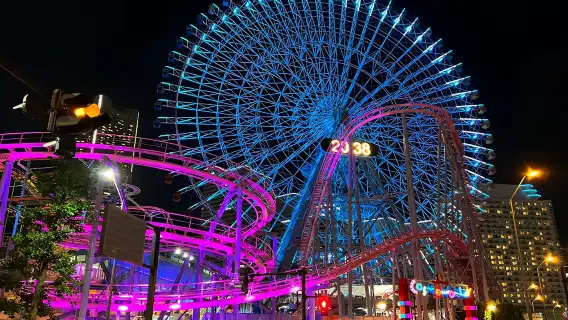 鎌倉青春メモリー+江の島+横浜赤レンガ倉庫夜景ワンデーツアー 江ノ電体験付き
