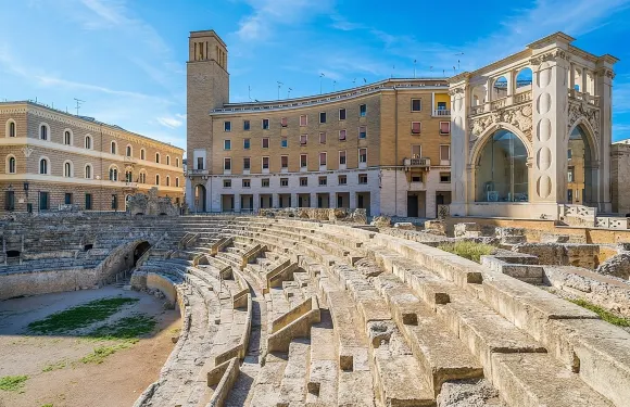 萊切之旅，參觀古老猶太會堂地下室