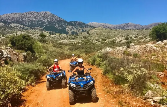 從哈尼亞的普拉塔尼亞斯出發的四輪摩托車之旅