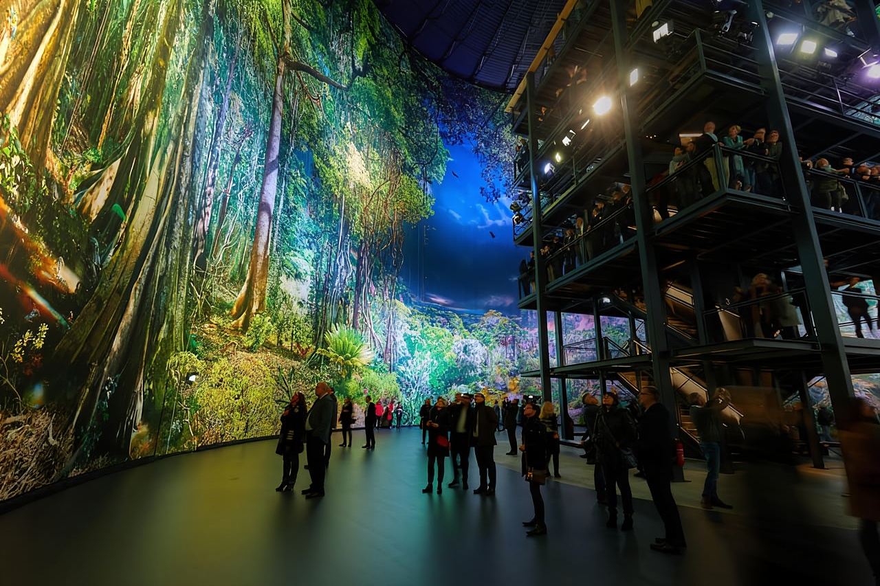 Dresden: Guided City Walk and Panometer Entrance Ticket