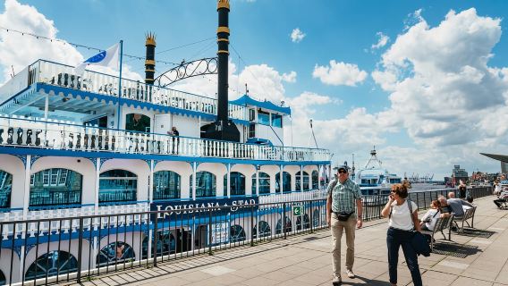 Hamburg: 1-stündige Hafenrundfahrt mit HafenCity