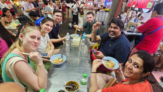 Bangkok: Authentische Thai-Kostprobe und kulinarischer Spaziergang durch Chinatown