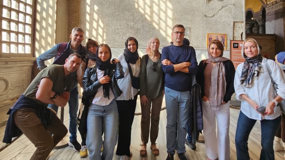 イスタンブール:ブルーモスク、アヤソフィア、バシリカシスタンツアー