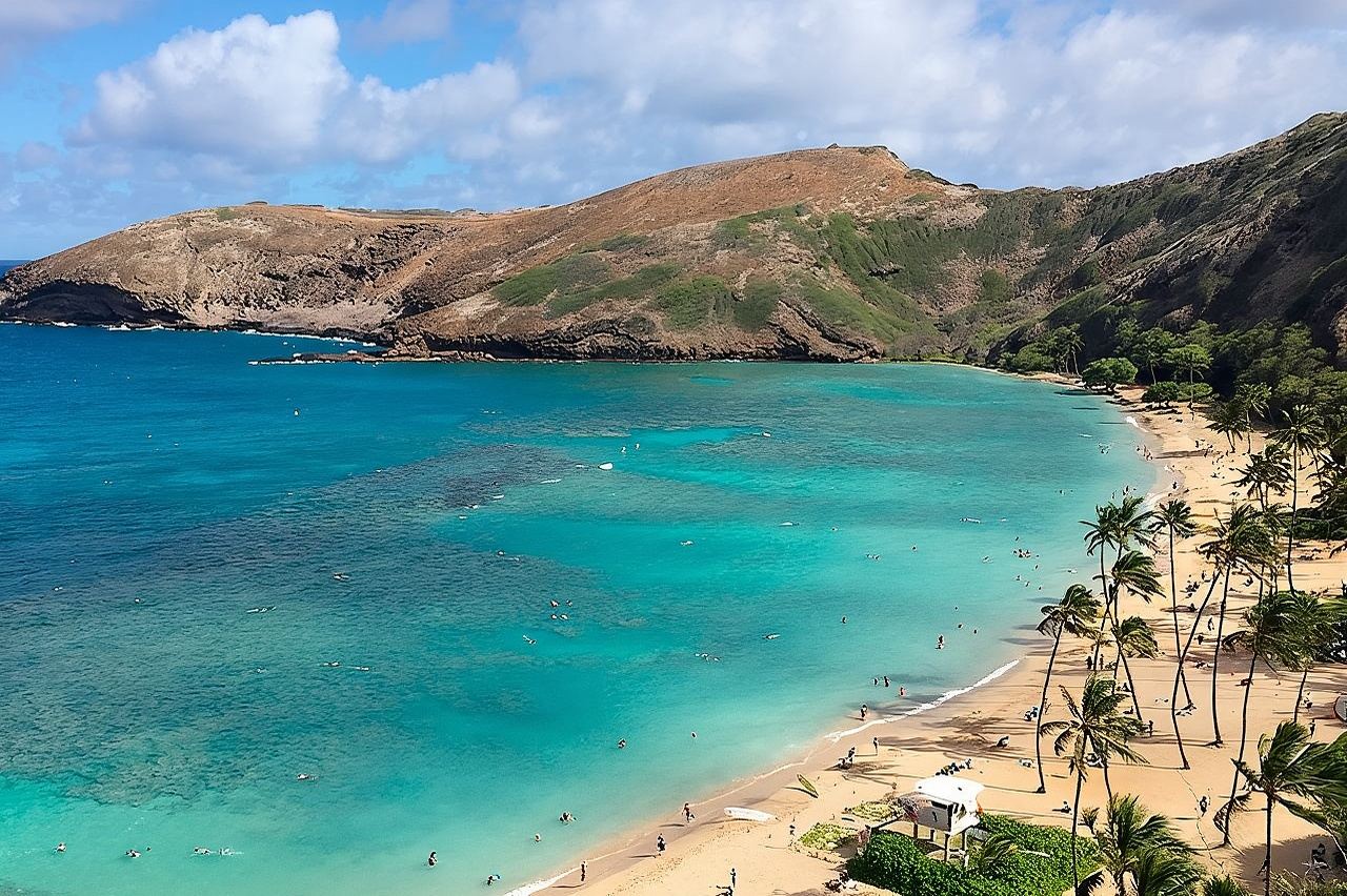 Oahu Grand Circle and Haleiwa 1-day Tour in Hawaii (English-speaking Group)