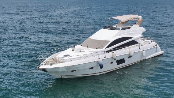 【福州平潭遊艇包船】平潭 70尺豪華遊艇包船出海～贈送水果飲料+遊艇KTV歡唱+豐富水上項目等你來體驗