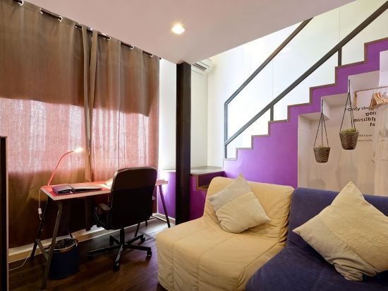 The Xtreme Suites - Tap to explore photos