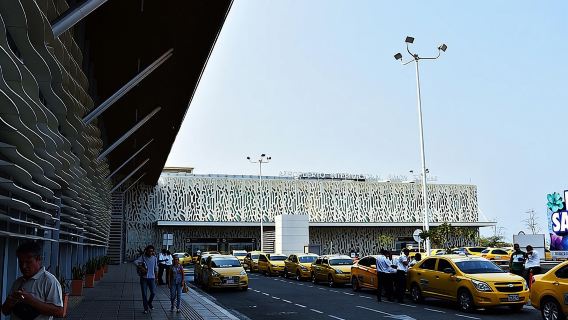 Private shuttle service from Santa Marta Airport to Hotel in Santa Marta