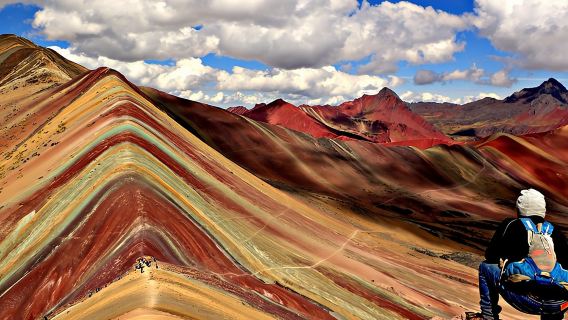 Rainbow Mountain Small Group Day Tour with Lunch from Cusco