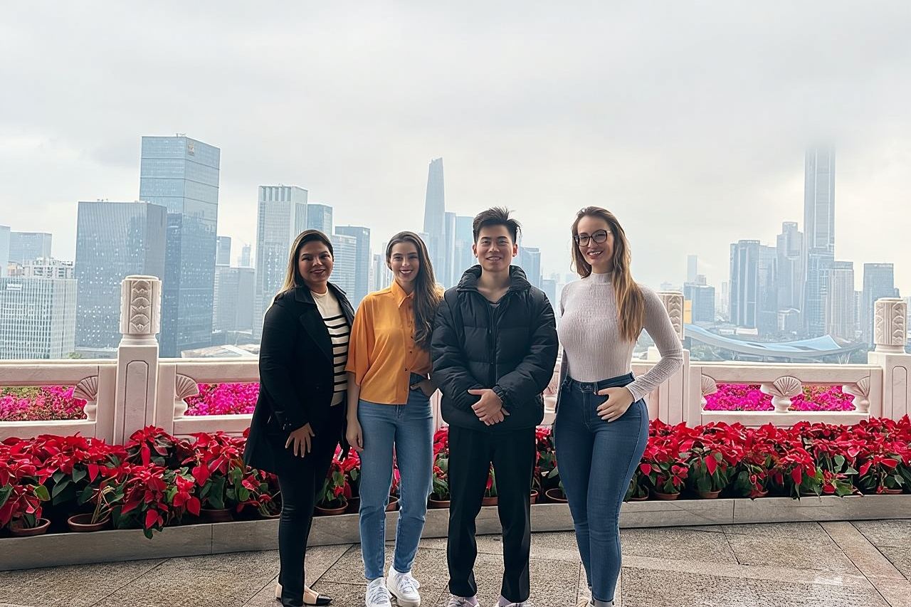 Shenzhen tour guide with car service