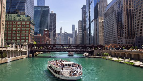 Chicago River 45-min architecture cruise