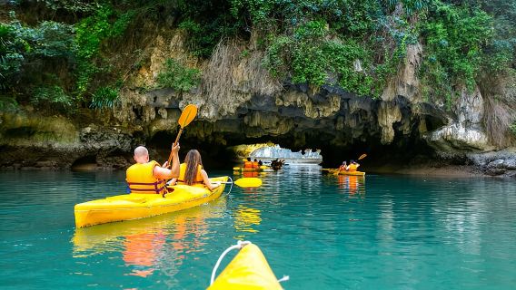 From Hanoi/Cat Ba: Lan Ha-Ha Long Bay Full Day Boat trip