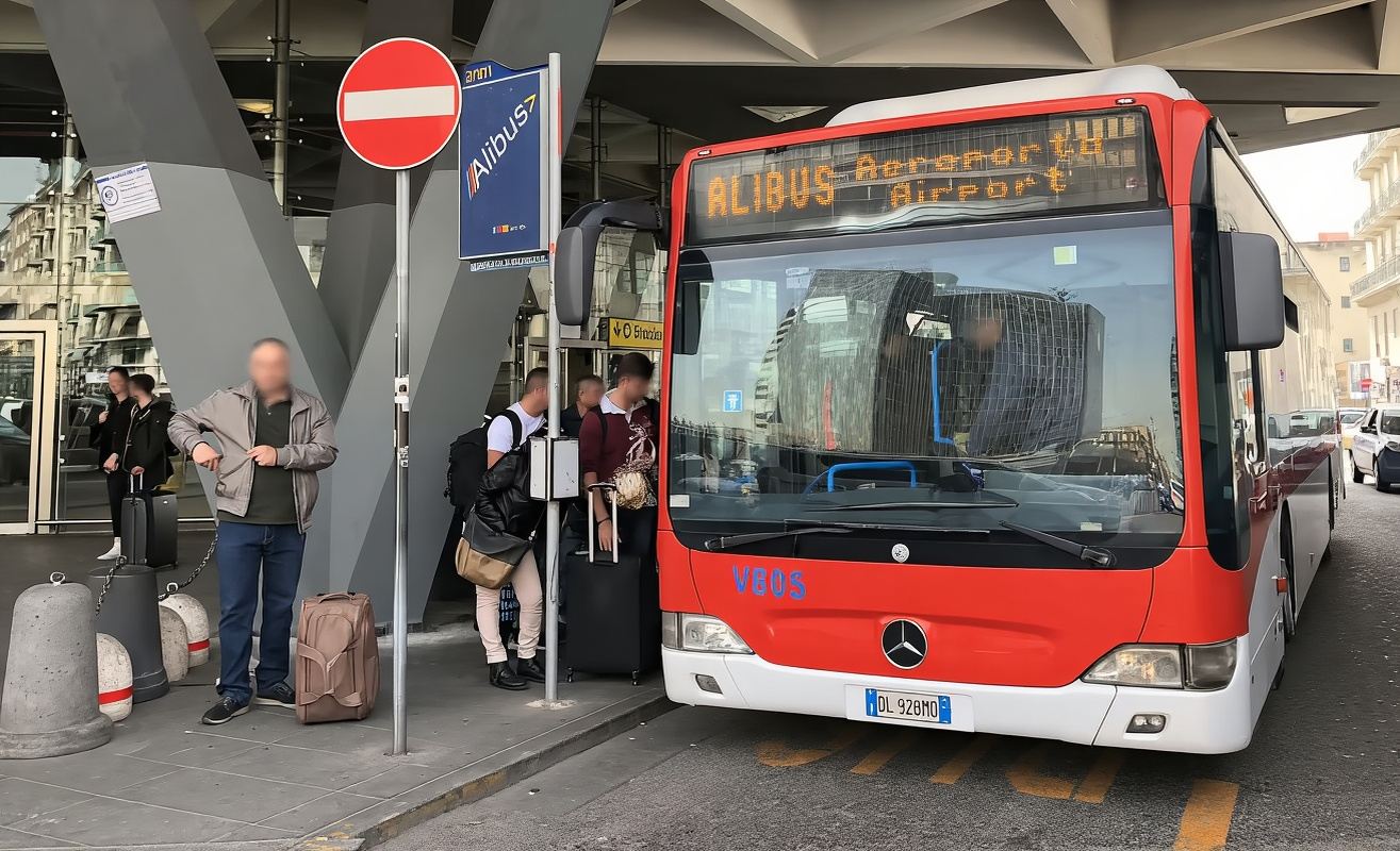 Неаполь Международный аэропорт (NAP) - трансферный автобус до морского вокзала|Оснащены кондиционером и Wi-Fi
