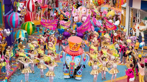 普吉島夢幻嘉年華樂園