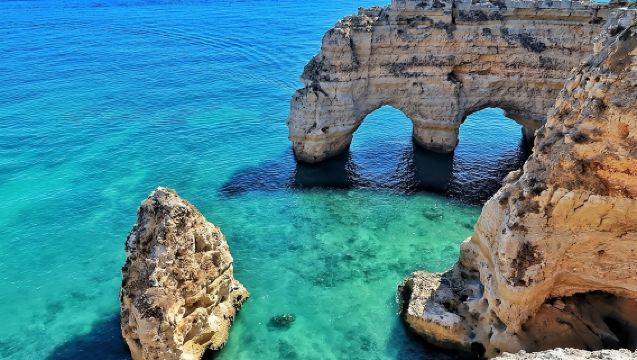 Desde Faro: Visita las Cuevas de Benagil, la Playa de Marinha, Algar Seco y más