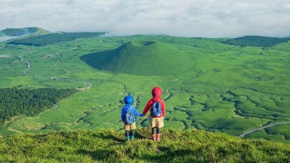 Excursion d'une journée au mont Aso + Kusa Senri + Kurokawa Onsen avec transfert en navette offert vers le mont Aso