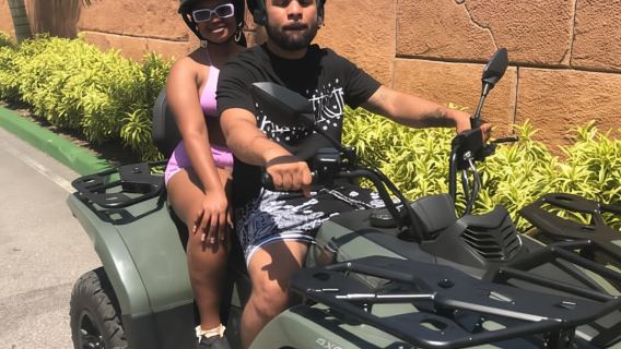 Nasáu: recorrido en lancha rápida y vehículo todoterreno guiado + almuerzo gratuito