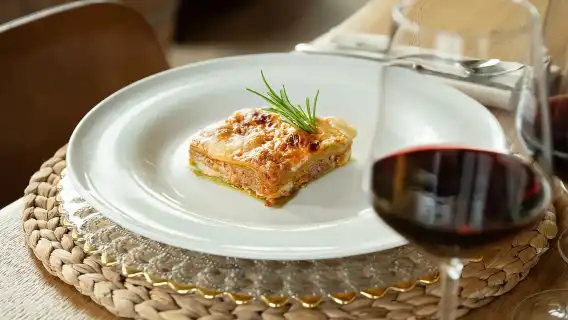 Monteriggio: Poggio ai Laghi Winery Lunch with Wine Tasting