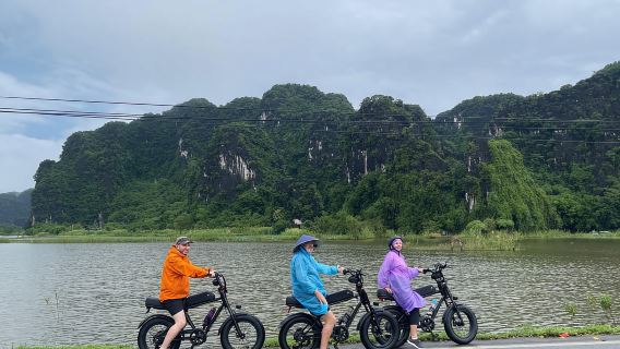 Tour xe đạp điện Ninh Bình - Cảnh quan bí mật Tam Cốc