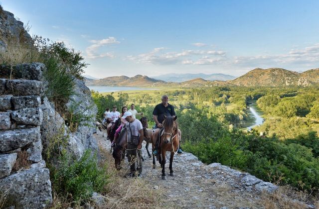 Northern Montenegro Horseback Riding Tour: A Cross-Country Riding Experience Through Mountain Villages and Borderlands
