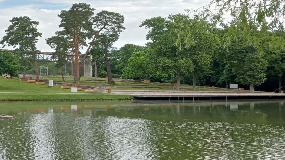 匈牙利德布勒森｜ 旅遊陪同翻譯｜ 展會｜ 商務考察洽談｜ 自由行地接｜接機 （可私人定制）