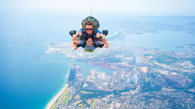 Wollongong 15,000-Foot Tandem Skydiving