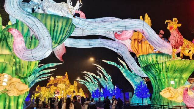 1-day tour to Zigong·China Lantern World with shuttle bus service