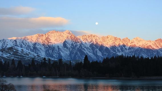Mt Cook to Queenstown Small Group Tour (One Way)