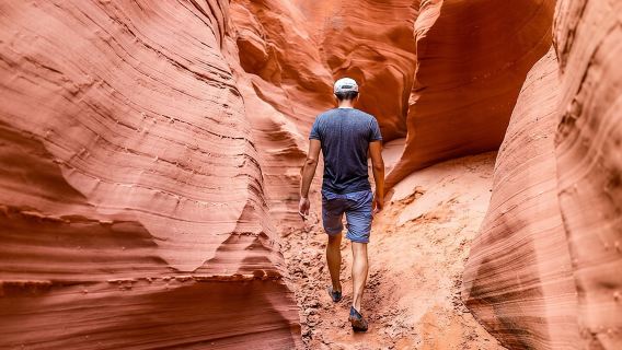 Sharm El Sheikh: Colored Canyon Jeep Tour with Blue Hole & Dahab