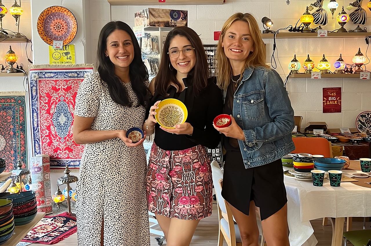 Paint and Sip Classes Brisbane: Ceramic Plates & Bowls