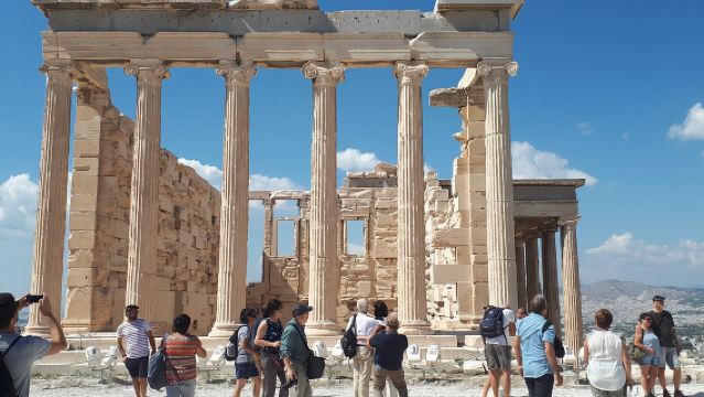 Athens: Guided Tour of Acropolis and Parthenon Tickets Included