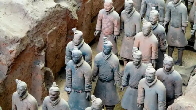 One Day Xian Private Tour: Warriors, City Wall, Everbright City 