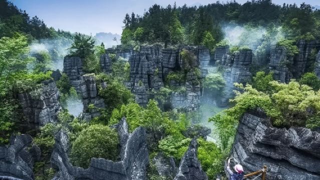 【一單一團·含必消景交】恩施建始地心谷+梭布埡石林景區一日遊