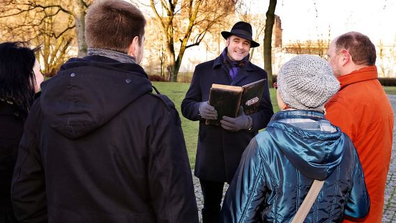 Hamburg: Interaktive Krimi-Theater-Tour auf Deutsch