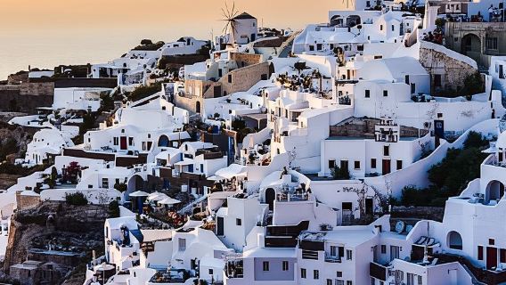 Depuis Réthymnon : excursion d'une journée à Santorin avec transfert en option