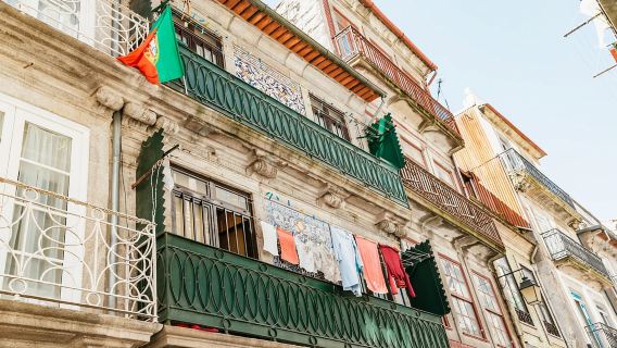 Porto: Spaziergang zu den Highlights und versteckten Schätzen – max. 8