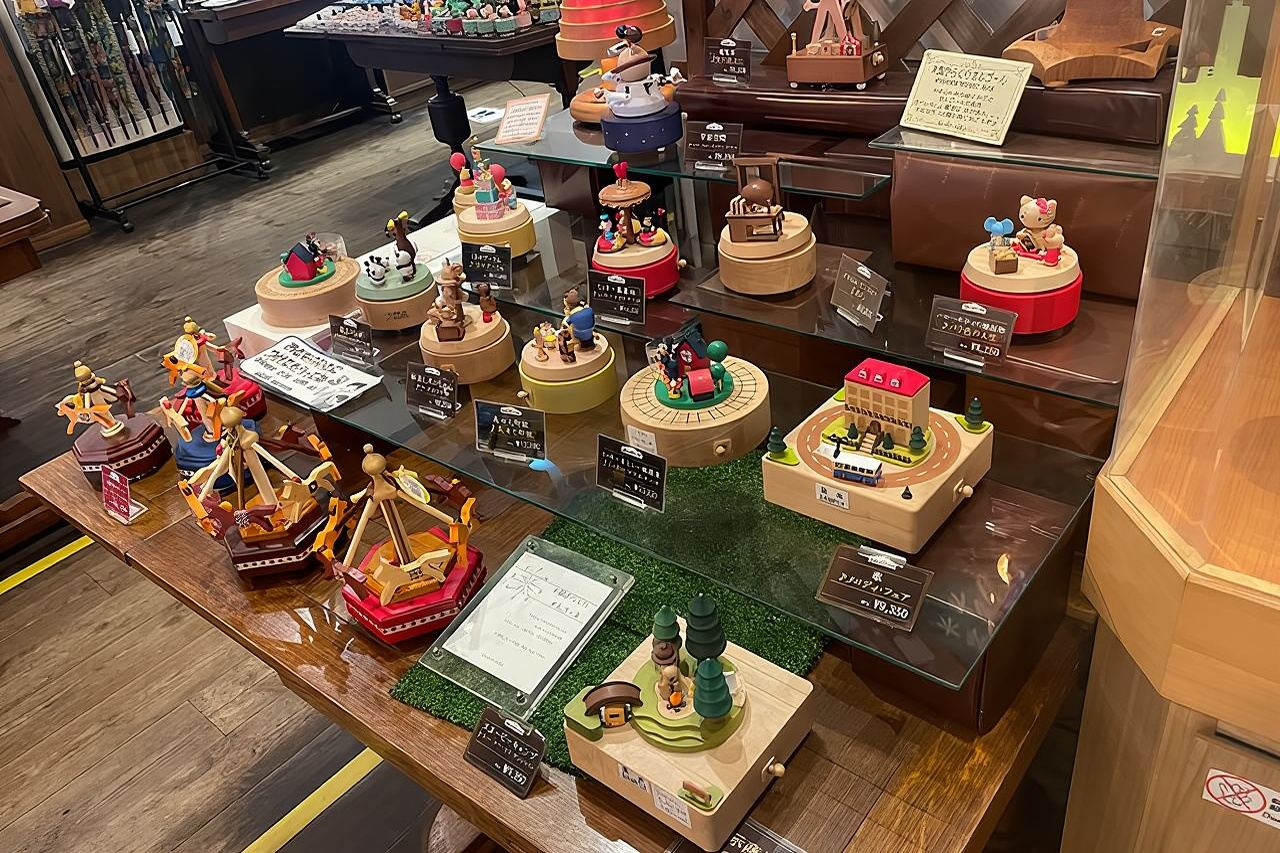 Kamakura, Craft Your Music Box & Discover Japan's Biggest Buddha