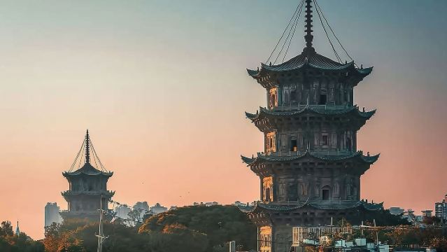 Eksplorasi Budaya Hokkien: Rumah Kuno Wulin, Nyanyian Nelayan Yongning, Berdoa di Kuil Luojia, Meneroka Jambatan Luoyang