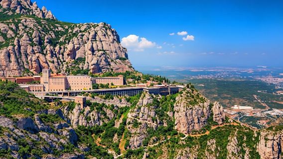 Tour Montserrat y Penedès desde Barcelona