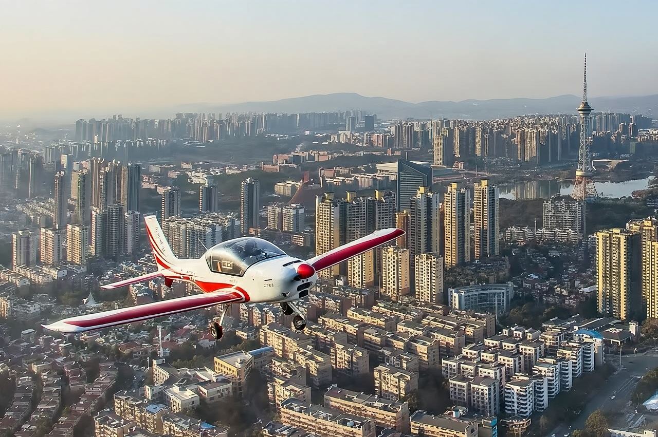 【湖南株洲固定翼飛行】湖南株洲山河通航固定翼飛行預培訓/機長一帶一講解(可操縱體驗)