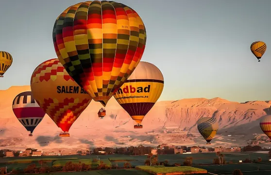 乘坐熱氣球體驗盧克索