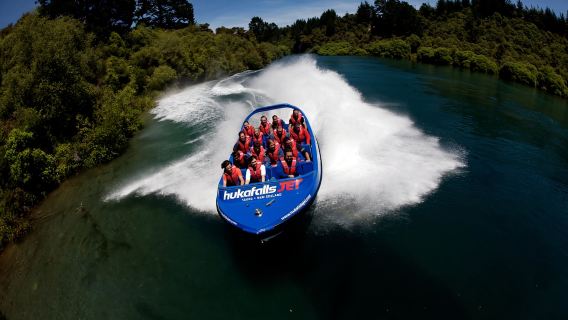 Приключение на реактивном скоростной катер/моторная лодка Huka Falls в Таупо, Новая Зеландия |Почувствуйте вращение на 360°