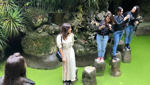 Tour Privato Personalizzato a Sintra con Guida Locale