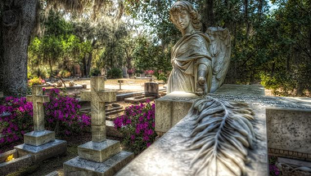 Savannah's Bonaventure Cemetery Tour