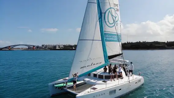 澎湖SUP｜澎湖帆船出海日光海上SUP・夕陽晚餐體驗・早午餐體驗