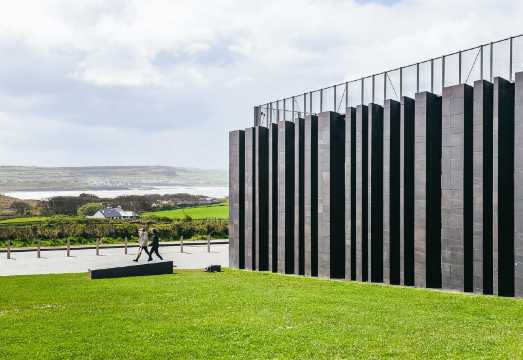 From Belfast: Giant's Causeway Full-Day Guided Trip