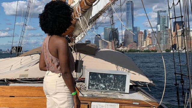 NYC: Statue of Liberty Day Sail with Onboard Bar